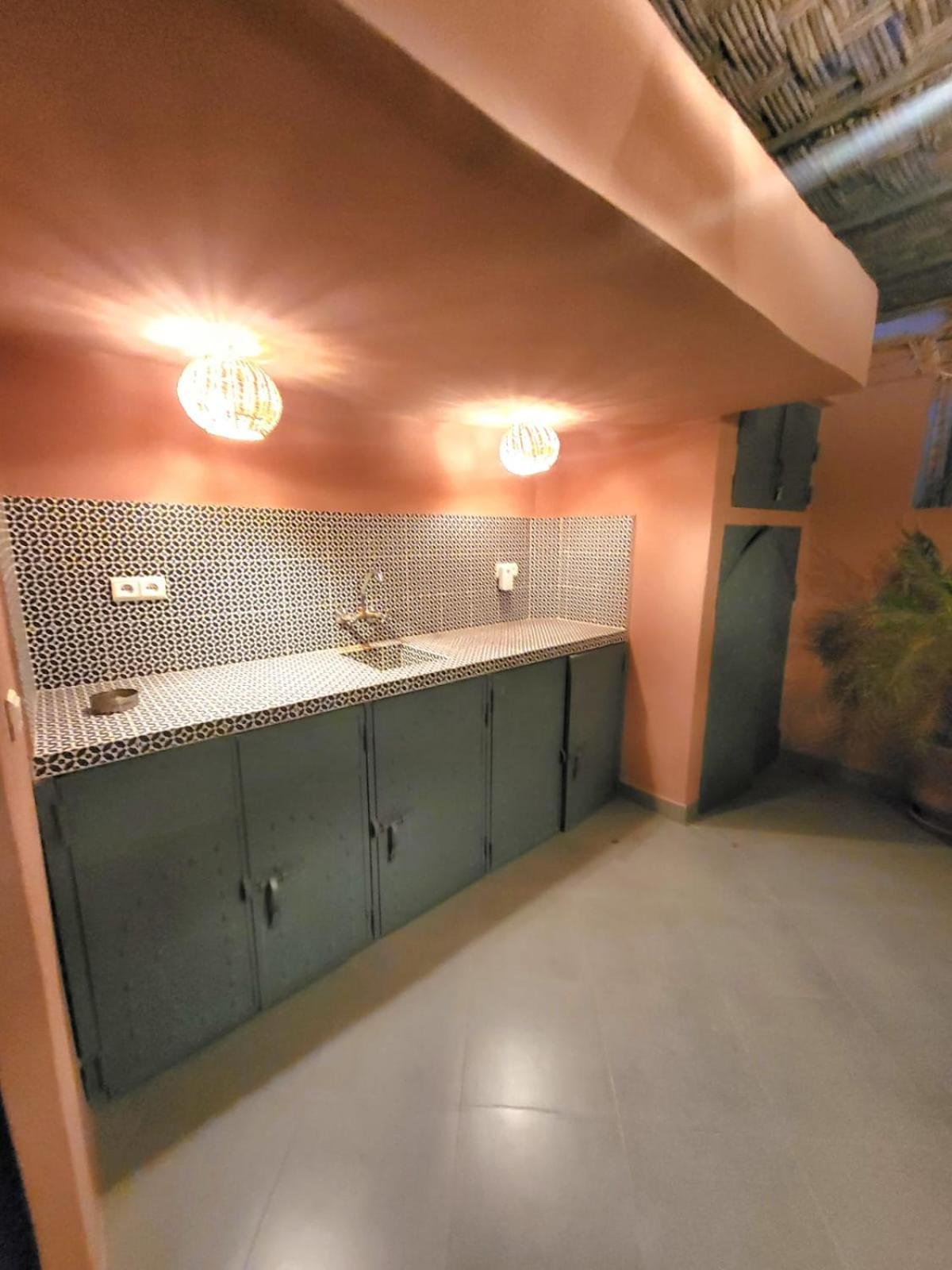 Riad Melilo Avec Piscine Chauffee Marrakesh Exterior photo